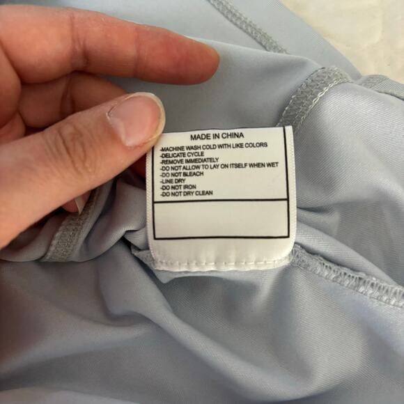 Road Runner Running Shirt V-Neck Short Sleeve Lightweight Moisture-Wicking - Picture 7 of 8